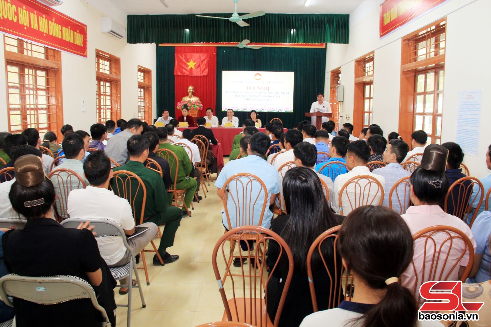 Cử tri xã Mường Sại tín nhiệm và tin tưởng ở lời hứa quyết tâm của ứng cử viên đại biểu HĐND tỉnh
