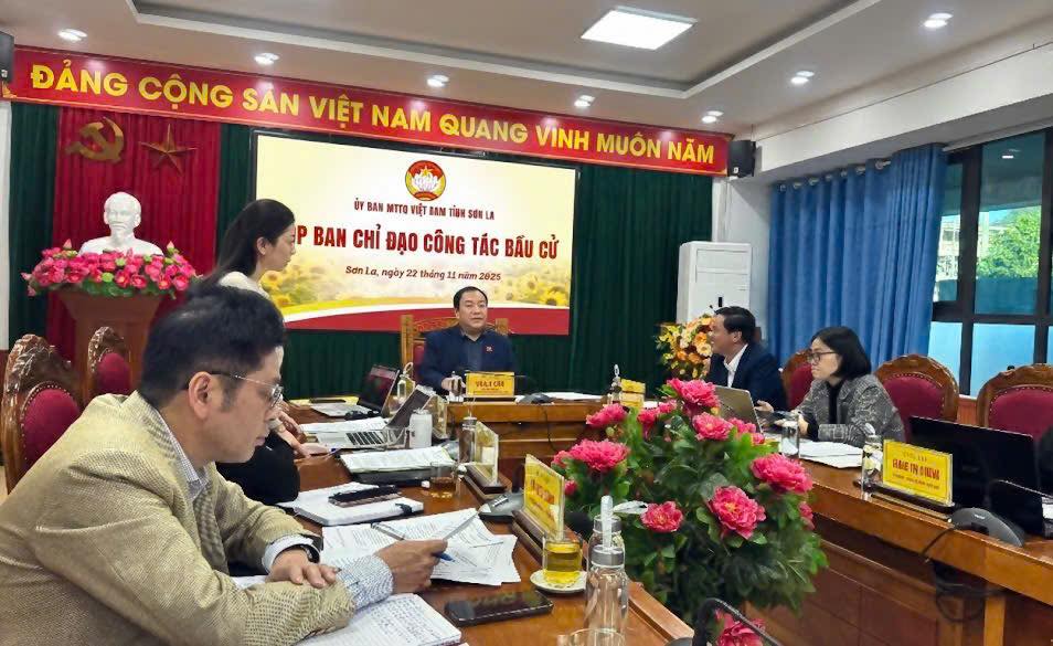 Họp Ban Chỉ đạo công tác bầu cử đại biểu Quốc hội khóa XVI và đại biểu Hội đồng nhân dân các cấp nhiệm kỳ 2026-2031