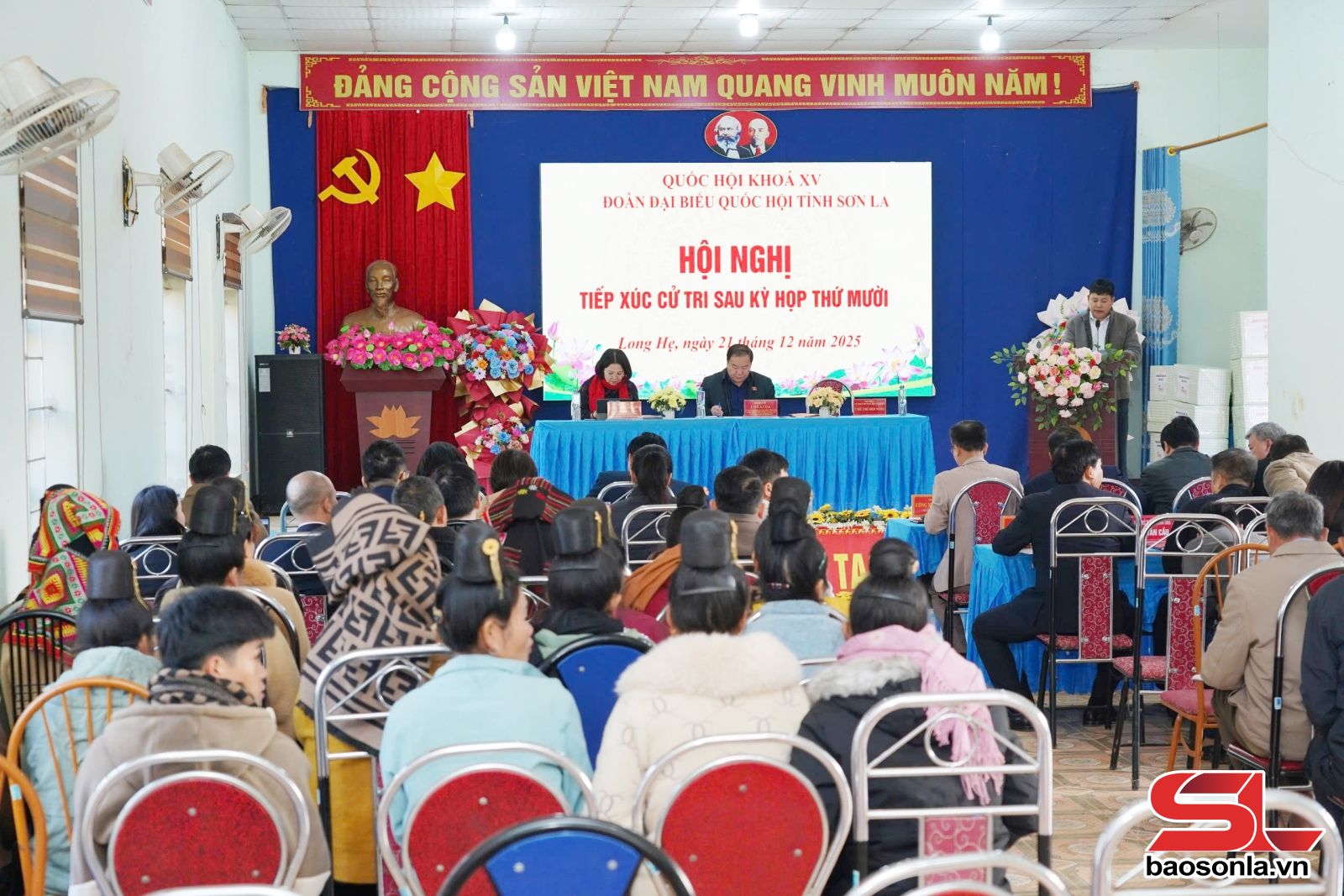 Đoàn đại biểu Quốc hội tỉnh tiếp xúc cử tri tại cụm xã Long Hẹ, Co Mạ và Mường Bám