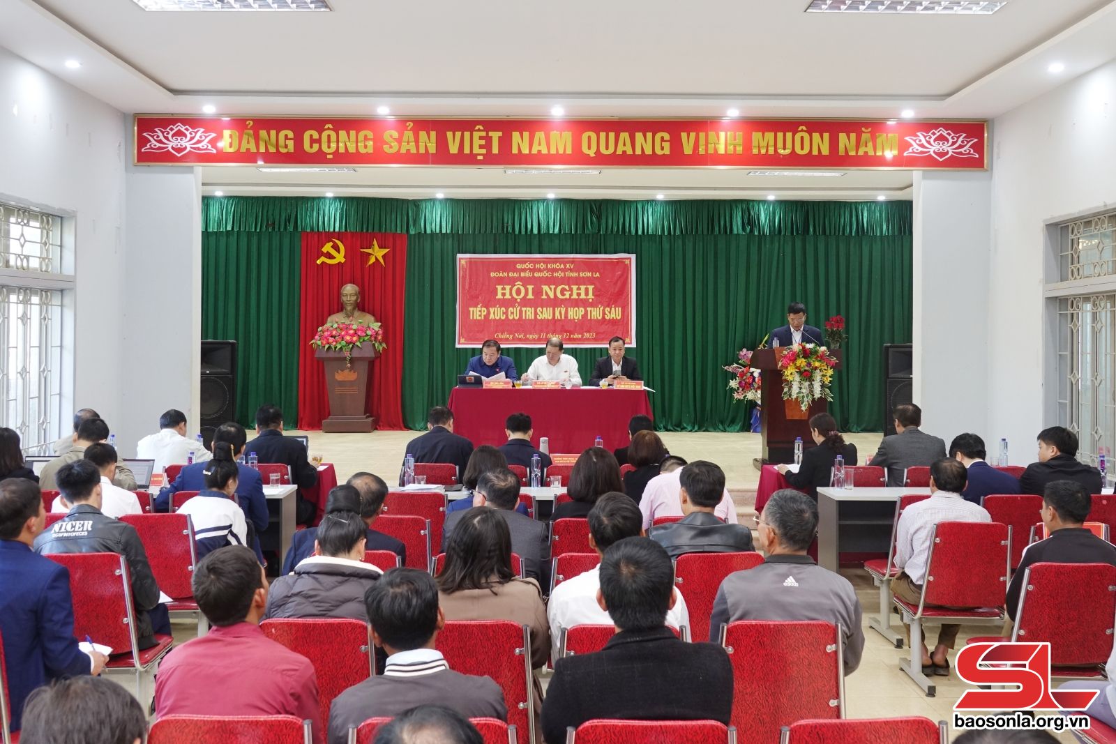 Đoàn đại biểu Quốc hội tỉnh tiếp xúc cử tri tại huyện Mai Sơn