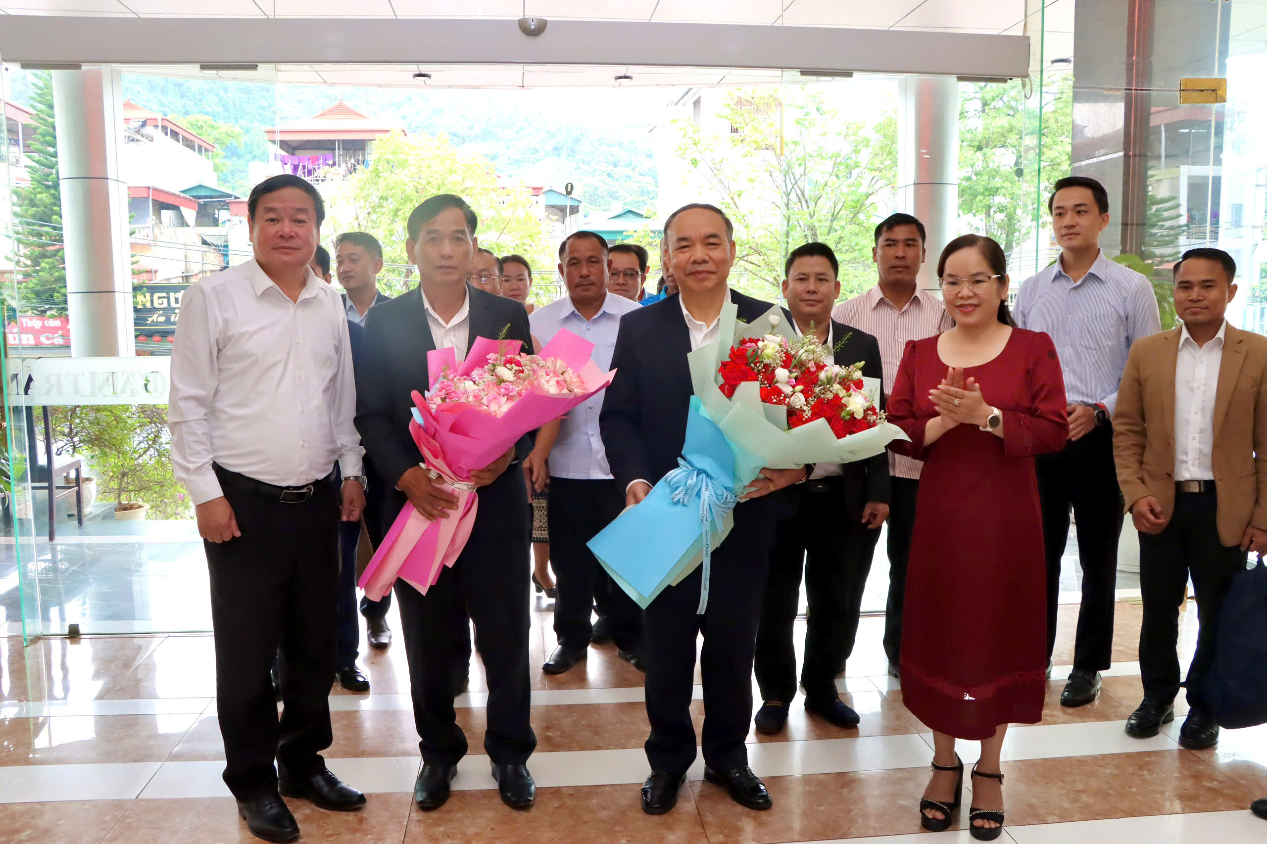 Đoàn đại biểu Mặt trận Lào xây dựng đất nước tỉnh Bò Kẹo và tỉnh U Đôm Xay thăm, làm việc tại tỉnh Sơn La