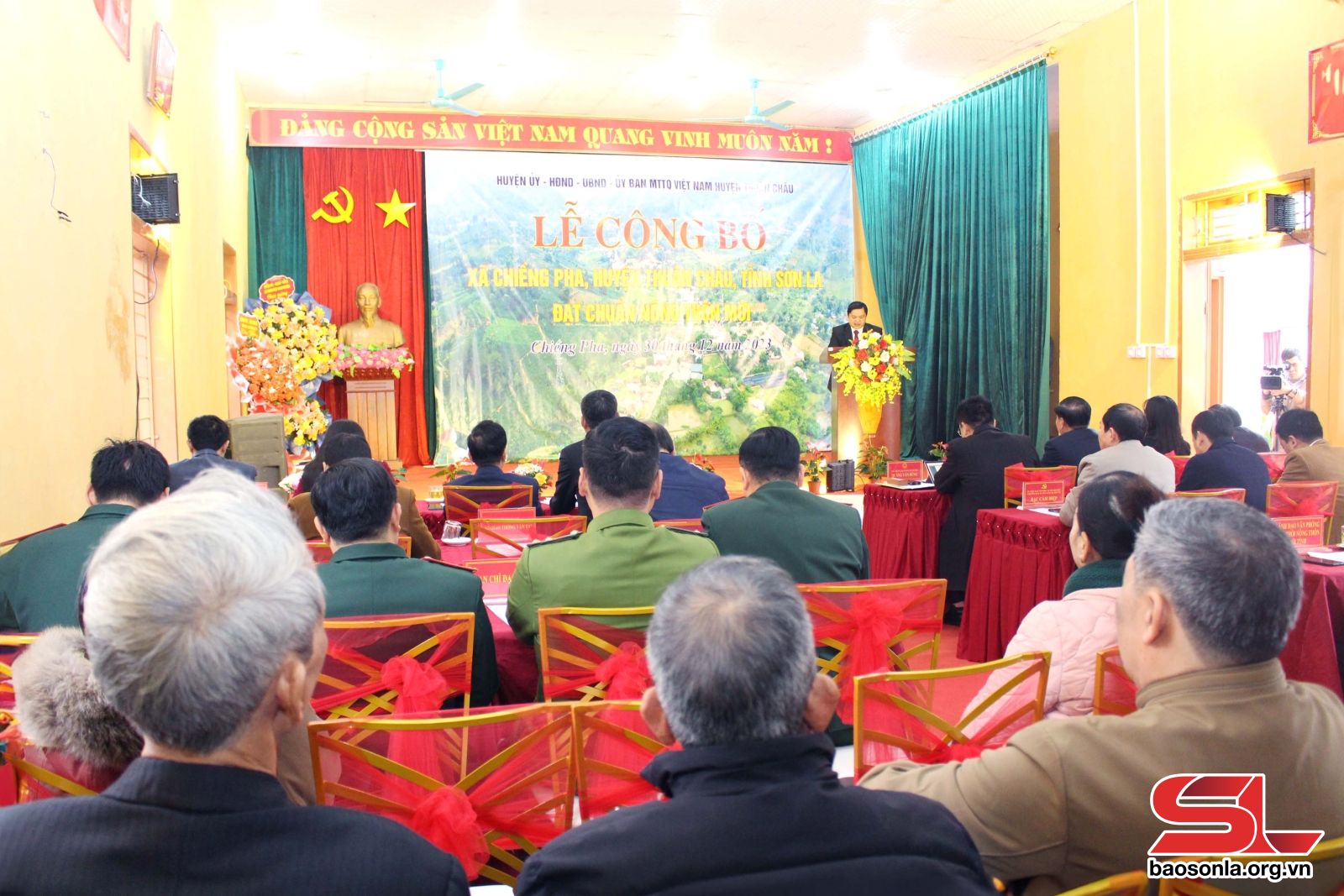 Lễ công bố xã Chiềng Pha đạt chuẩn nông thôn mới