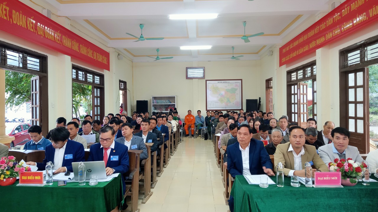 MƯỜNG LA TỔ CHƯC ĐẠI HỘI ĐIỂM CẤP XÃ NHIỆM KỲ 2024-2029